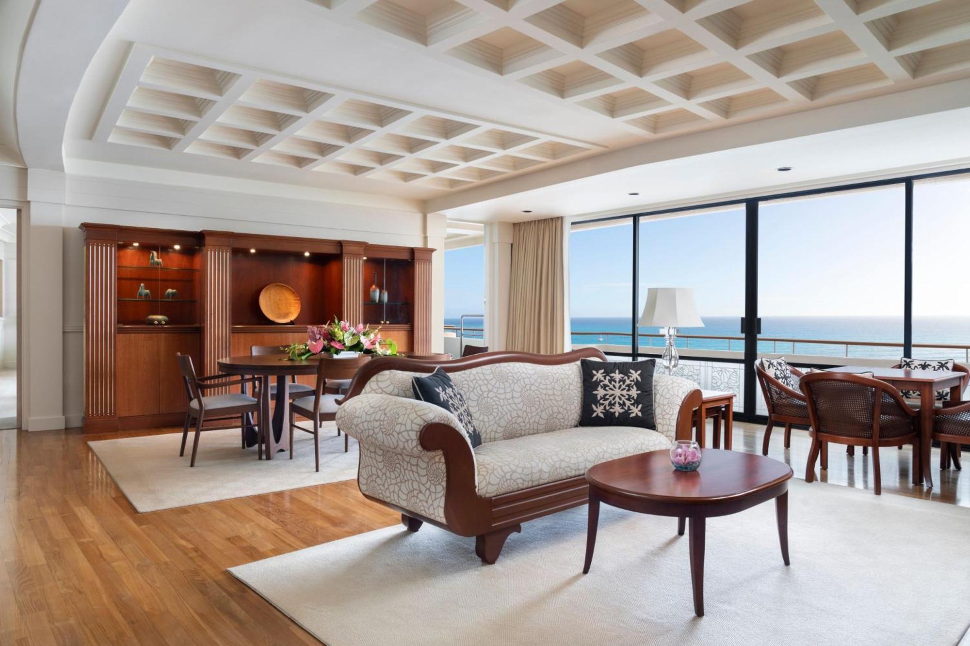 The Royal Hawaiian, A Luxury Collection Resort, Waikiki Honolulu Exterior photo